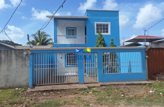 Hermosa casa ubicada en Res. Brisas del Porvenir Sur