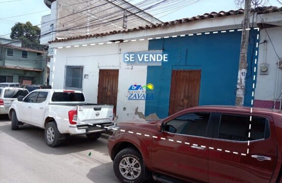 Local comercial ubicado en Bo. El Centro, Juticalpa, frente al Instituto de la Propiedad